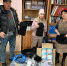 Носки, балаклавы, перчатки. Жители Кузбасса отправляют посылки участникам СВО - Prokopievsk.ru