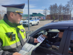 В Прокопьевском муниципальном округе сотрудники Госавтоинспекции провели с водителями профилактическое мероприятие на тему: «Правила по допуску к управлению мототехникой».