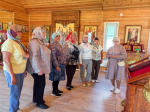 12 августа получатели социальных услуг отделения дневного пребывания Центра социального обслуживания стали участниками Туристического маршрута "Национальная радуга", в рамках которого посетили Храм Рождества Божьей Матери п. Смышляево.